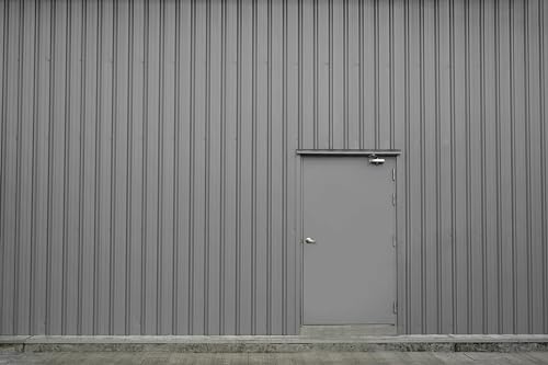 Rust-Oleum Professional Spray Primer - 12 oz Pack - Image 2