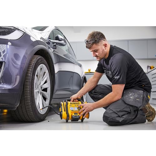 Dewalt 18V Cordless Electric Air Inflator DCC018N - DIY Builder's Hub