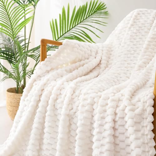 Extra Large Cozy Fleece Throw Blanket for Ultimate Comfort - DIY Builder's Hub